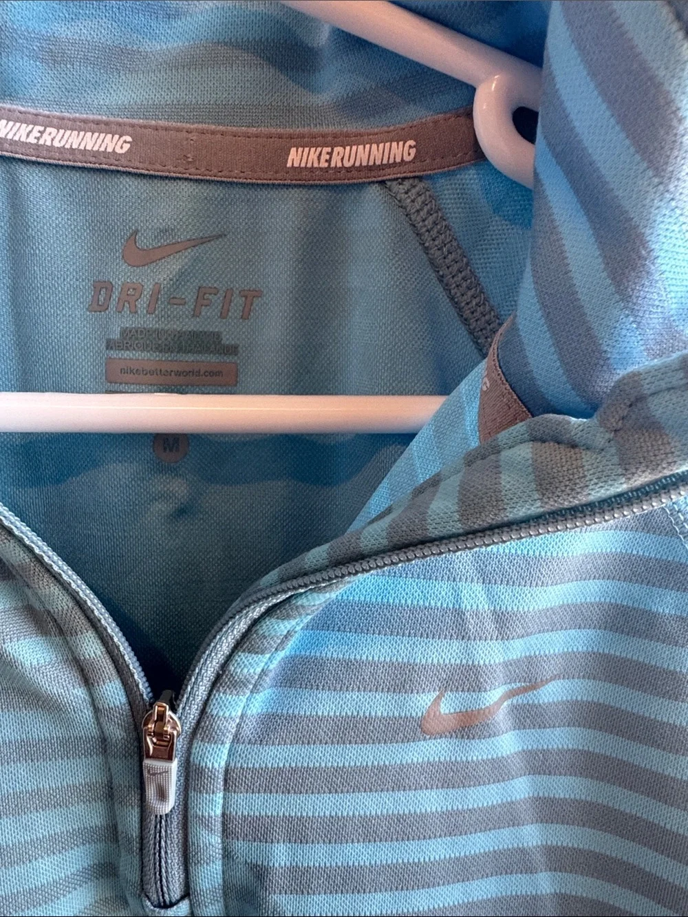 Nike Men’s Light Blue Striped Dri-FIT Half-Zip Pullover